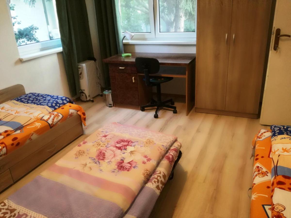Стаи за гости Дом Градина Вита / Guest Rooms “House Vita Garden” София Екстериор снимка